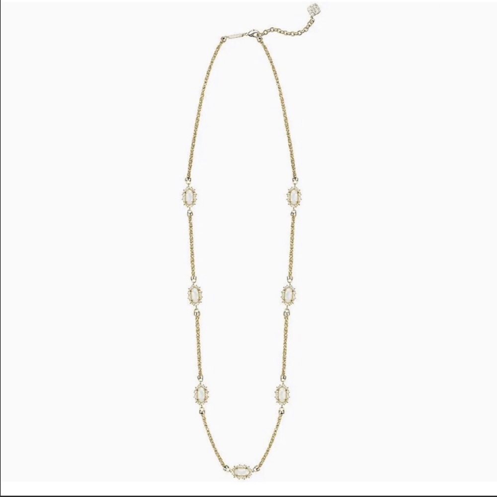 Leighton long necklace 🤍